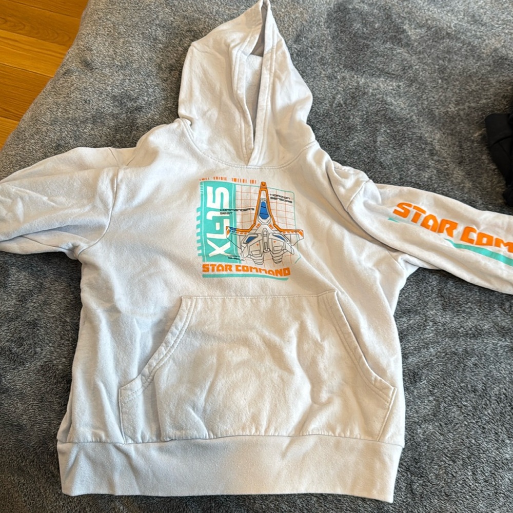 Star Wars fans! Awesome hoodie!